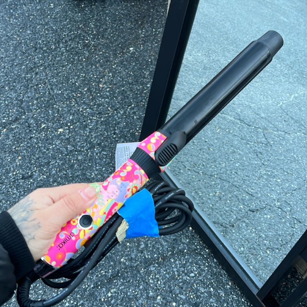 Amika Curling Iron